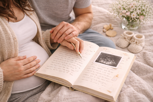 Hoe een zwangerschapsboek helpt bij verbinding met je baby